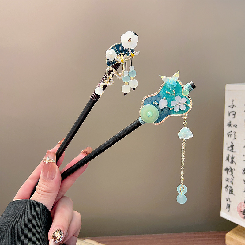 Classic Tassel Hair Stick Blac - đánh giá và giá Event Suppliers